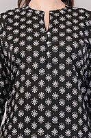 Women's Printed Cotton Kurti, 3/4 Sleeve, Black and White Floral Pattern, Casual Wear Women's Printed Cotton Kurti, 3/4 Sleeve, Black and White Floral Pattern, Casual Wear