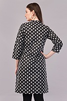 Women's Printed Cotton Kurti, 3/4 Sleeve, Black and White Floral Pattern, Casual Wear Women's Printed Cotton Kurti, 3/4 Sleeve, Black and White Floral Pattern, Casual Wear