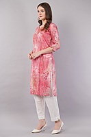 Floral Print Pink Kurta, 3/4 Sleeves, Knee Length Floral Print Pink Kurta, 3/4 Sleeves, Knee Length
