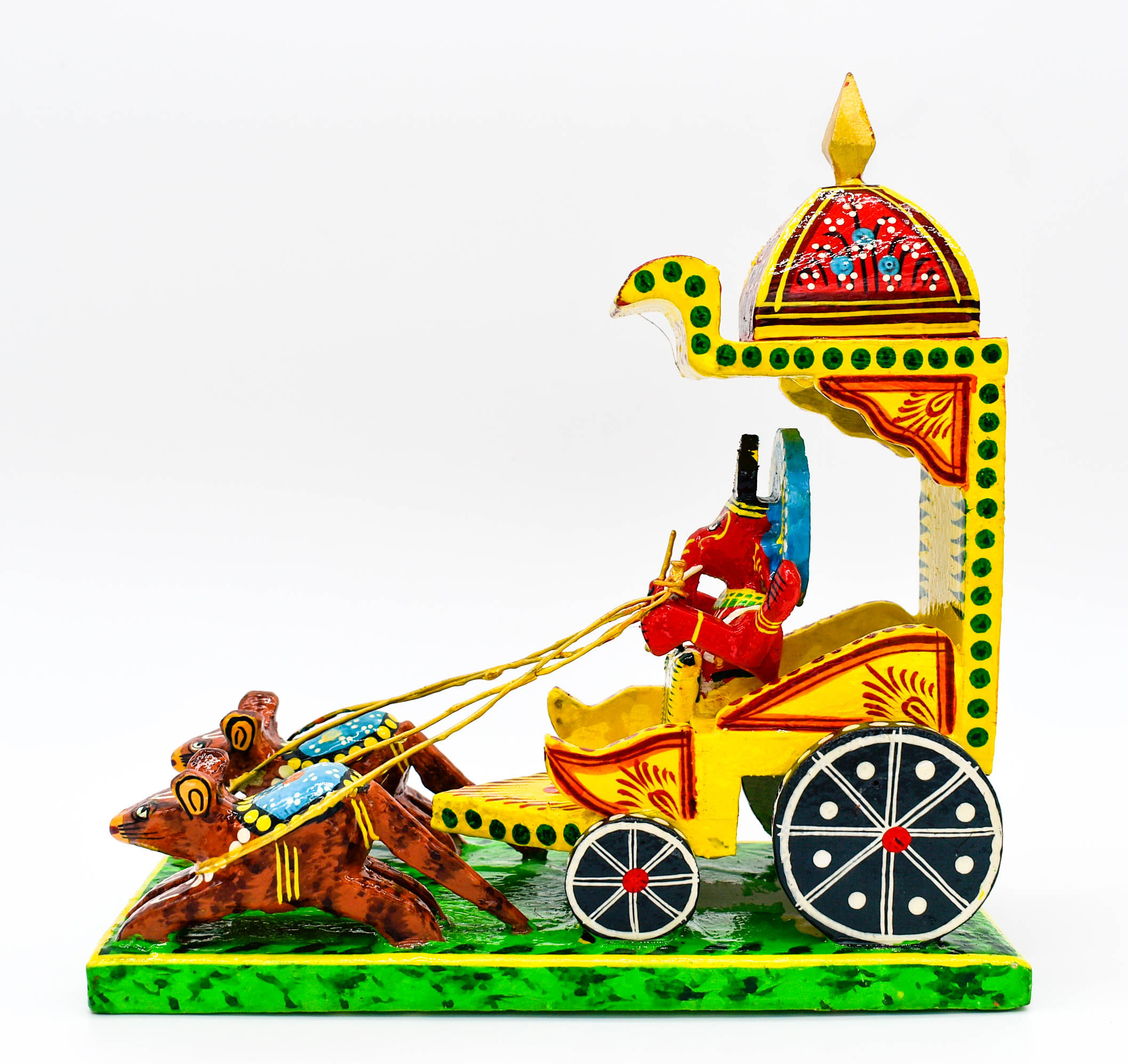 Traditional Handpainted Lord Ganesh Chariot Statue, 17.5 cm Height, Wooden Art Decor Traditional Handpainted Lord Ganesh Chariot Statue, 17.5 cm Height, Wooden Art Decor