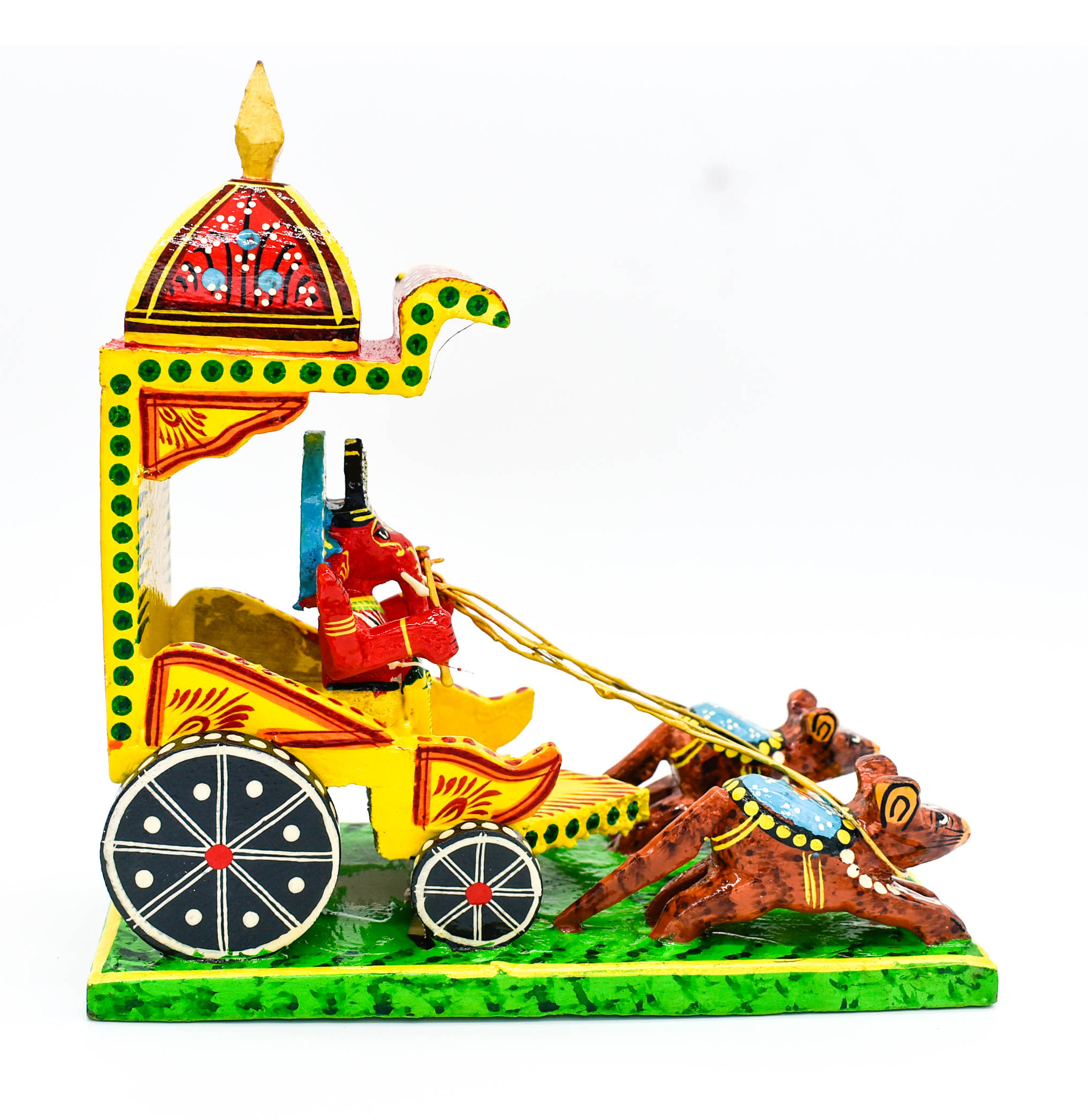 Traditional Handpainted Lord Ganesh Chariot Statue, 17.5 cm Height, Wooden Art Decor Traditional Handpainted Lord Ganesh Chariot Statue, 17.5 cm Height, Wooden Art Decor